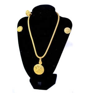 Petite Chaine - 2 grammes d'or - moins cher - Boucles d'oreille - modèle 3