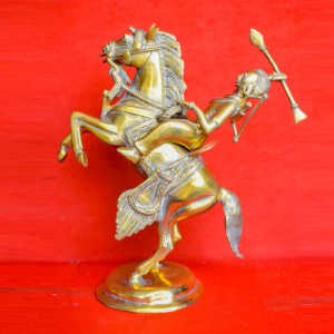 Yennenga - en bronze_32 cm de hauteur