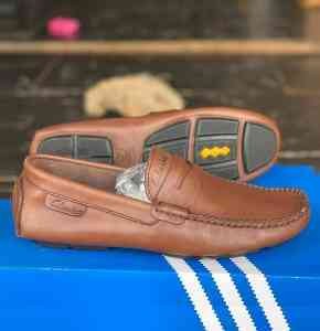 Mocassin en cuir ciré - clarks