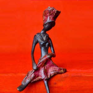 Abstraite Assise - en bronze - 15 cm de hauteur